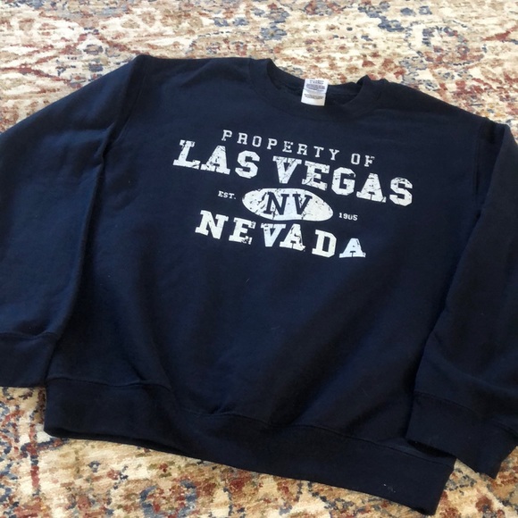 Gildan Tops - Las Vegas Nevada Crewneck